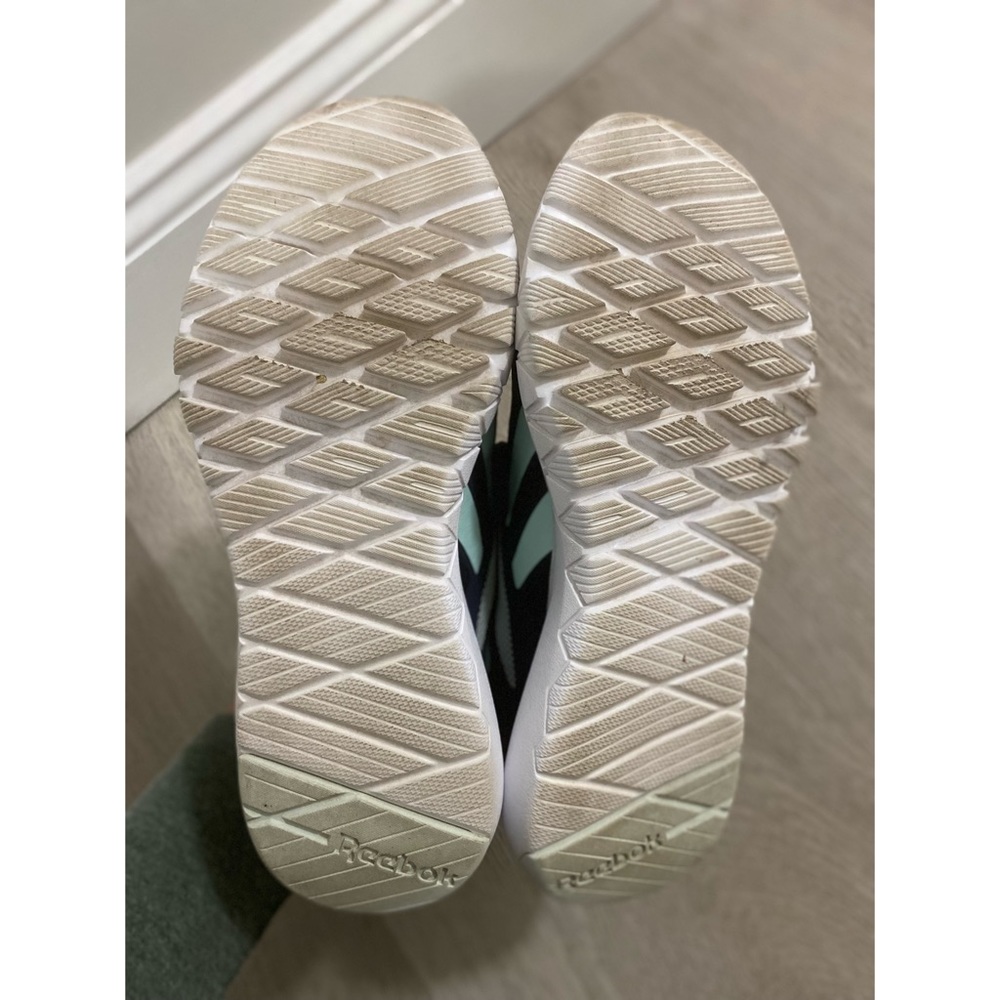 Women's Reebok Sneakers - Picture 8 of 8